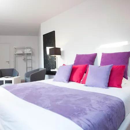 Frühstückspension L'esplanade 4*